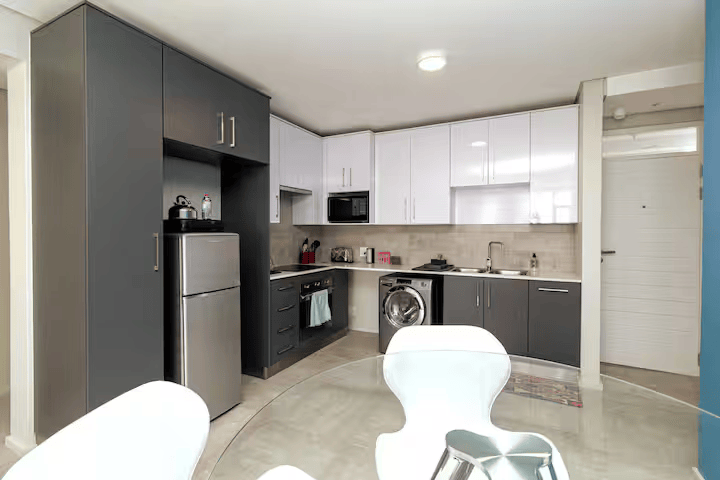 To Let 2 Bedroom Property for Rent in Summerstrand Eastern Cape